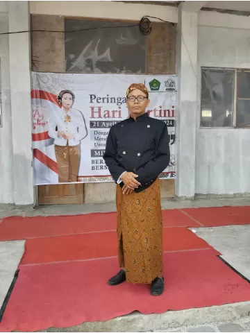 Dwi Setiawan, S.Pd.I